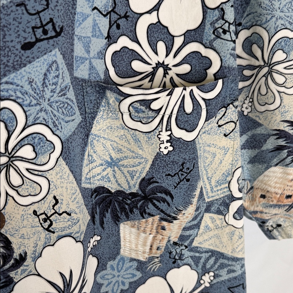 Hilo Hattie Men’s Hawaiian Shirt - Picture 5 of 7